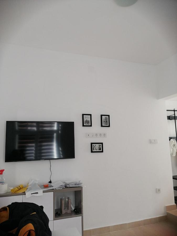 Apartman Semren Apartment Загреб Екстериор снимка