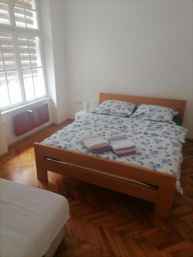 Apartman Semren Apartment Загреб Екстериор снимка